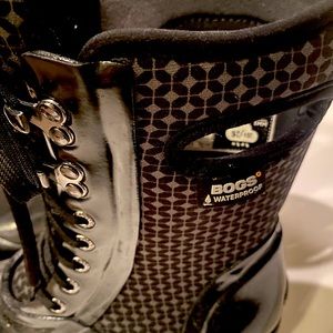 Bogs Boots in Rare Sidney Cravat Black